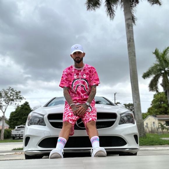 Meet your Posher, Darien - Picture 1 of 1